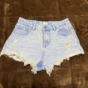Woman’s size 5 Profile Highrise mom shorts
